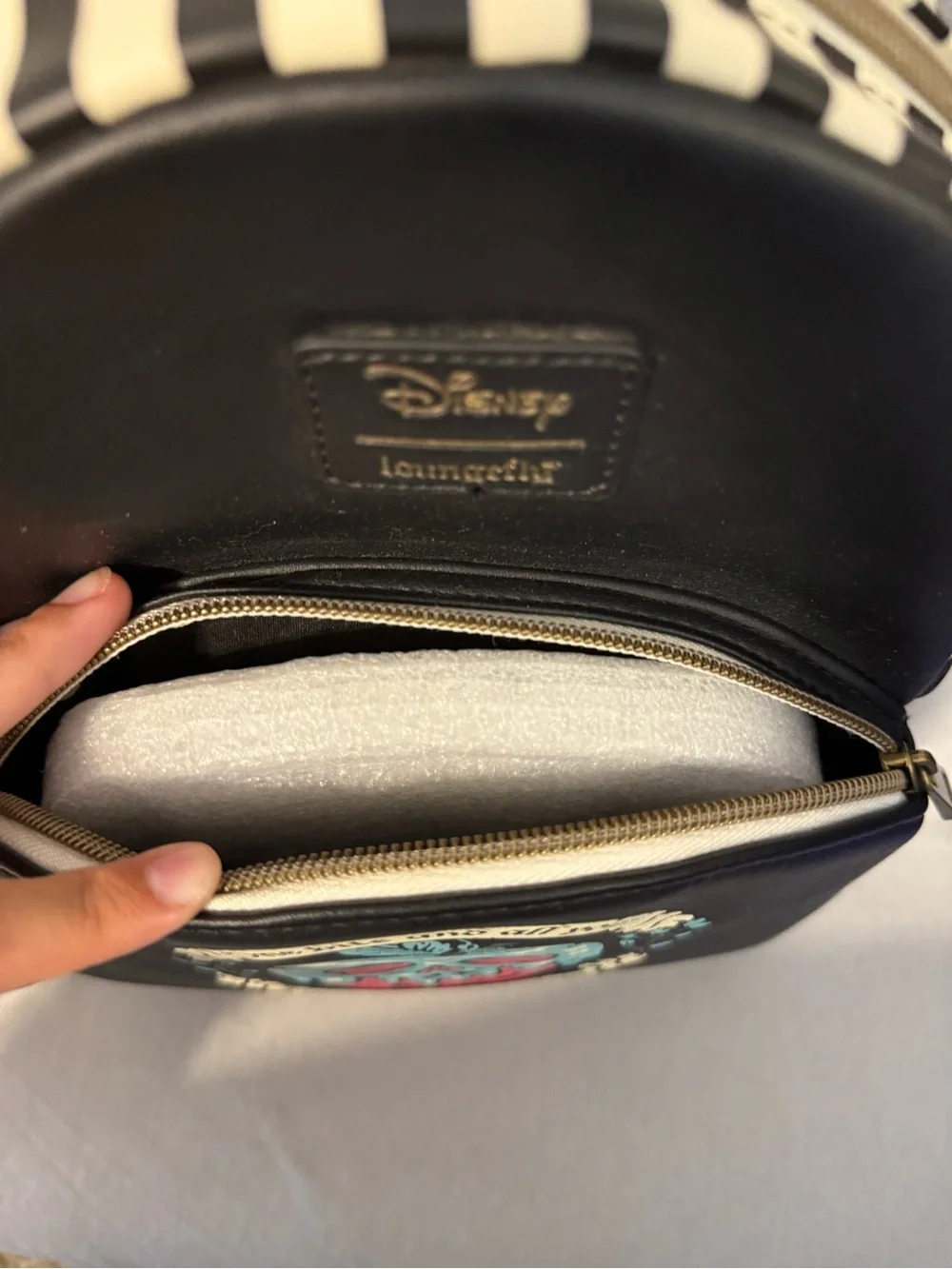 loungefly disney Black Snow White Poison Apple Mini Backpack